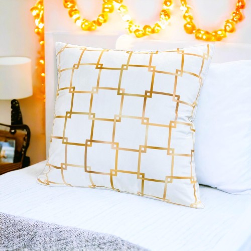 Stylowa welurowa poszewka z geometrycznym wzorem na białym tle