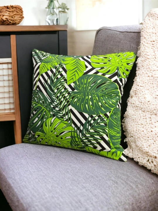 Bawełniana poszewka z motywem tropikalnym z pasami