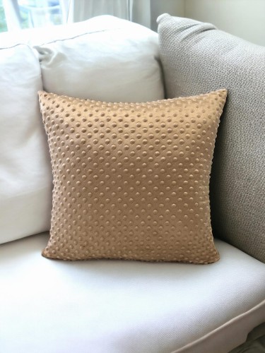 Jasnobrązowa poszewka minky